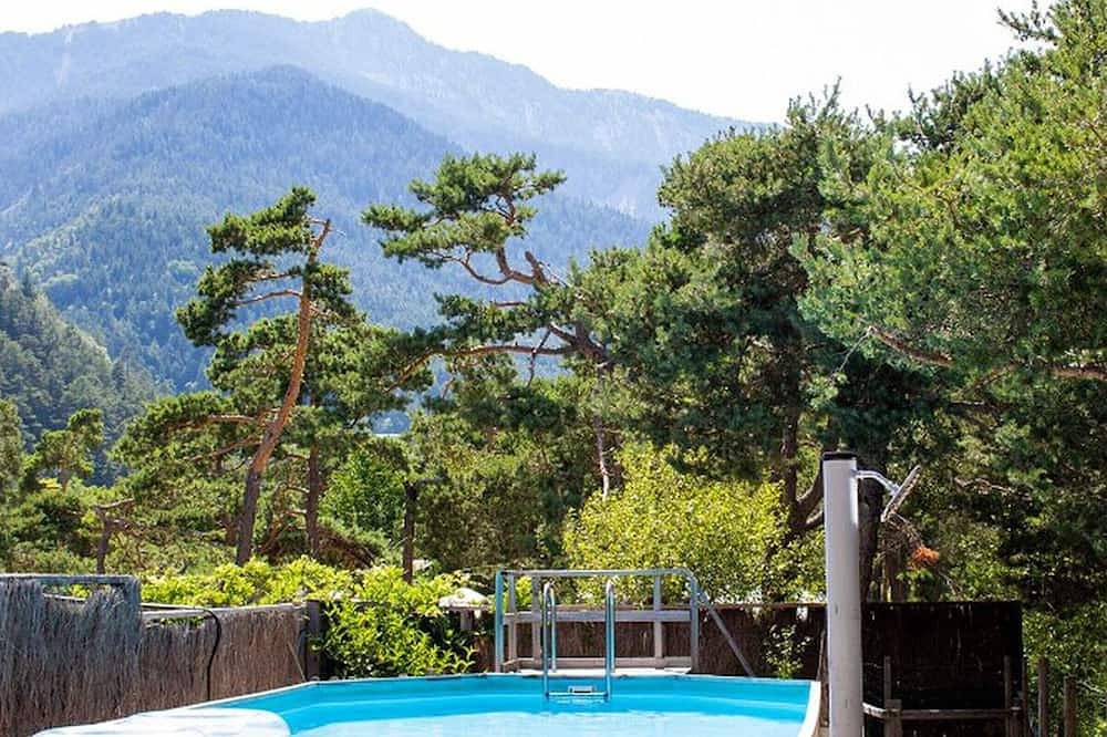 Mobilheim mit Terrasse - 4 Pers. in Méolans-Revel, Barcelonnette und Umgebung