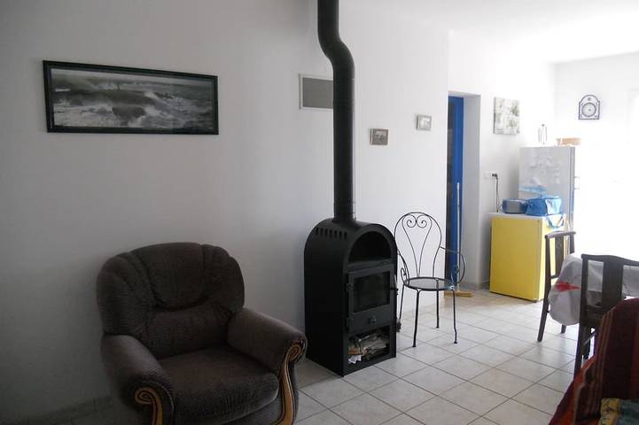Maison individuelle, dans un jardin clos, endroit calme, prox. forêt et mer in Saint-Vincent-sur-Jard, Vendée