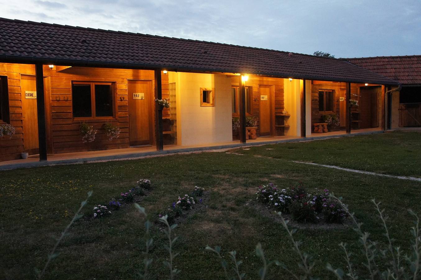 Gîte „Jeunot“ mit privater Terrasse und Garten in Varennes-Vauzelles, Nièvre