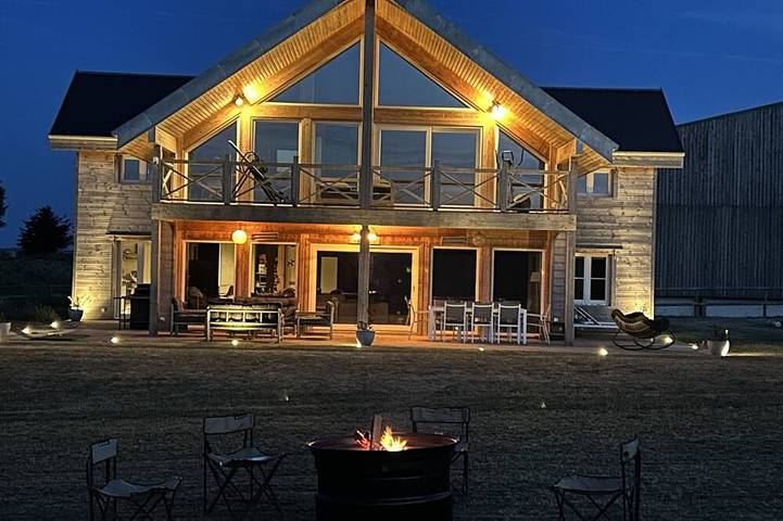 Maison de campagne pour 12 personnes, avec terrasse et sauna à Morienval