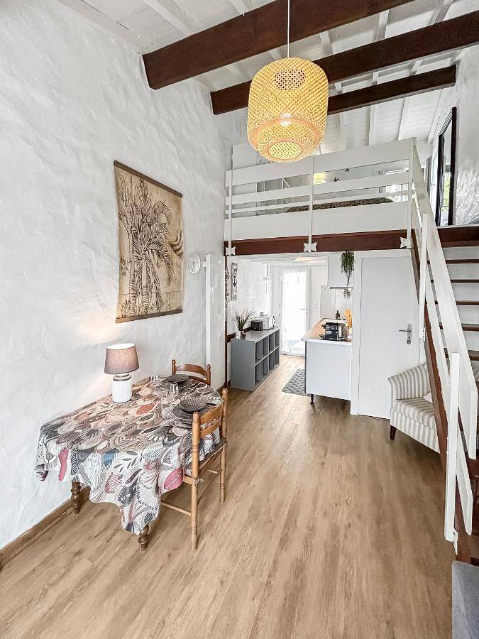 Gîte pour 2 personnes, avec terrasse et jardin à Médis - 3