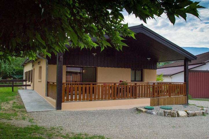 Gîte pour 4 personnes, avec jardin dans l' Isère