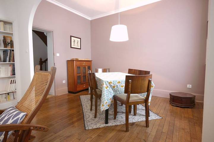 Apartamento para 5 personas, con balcón en Tours