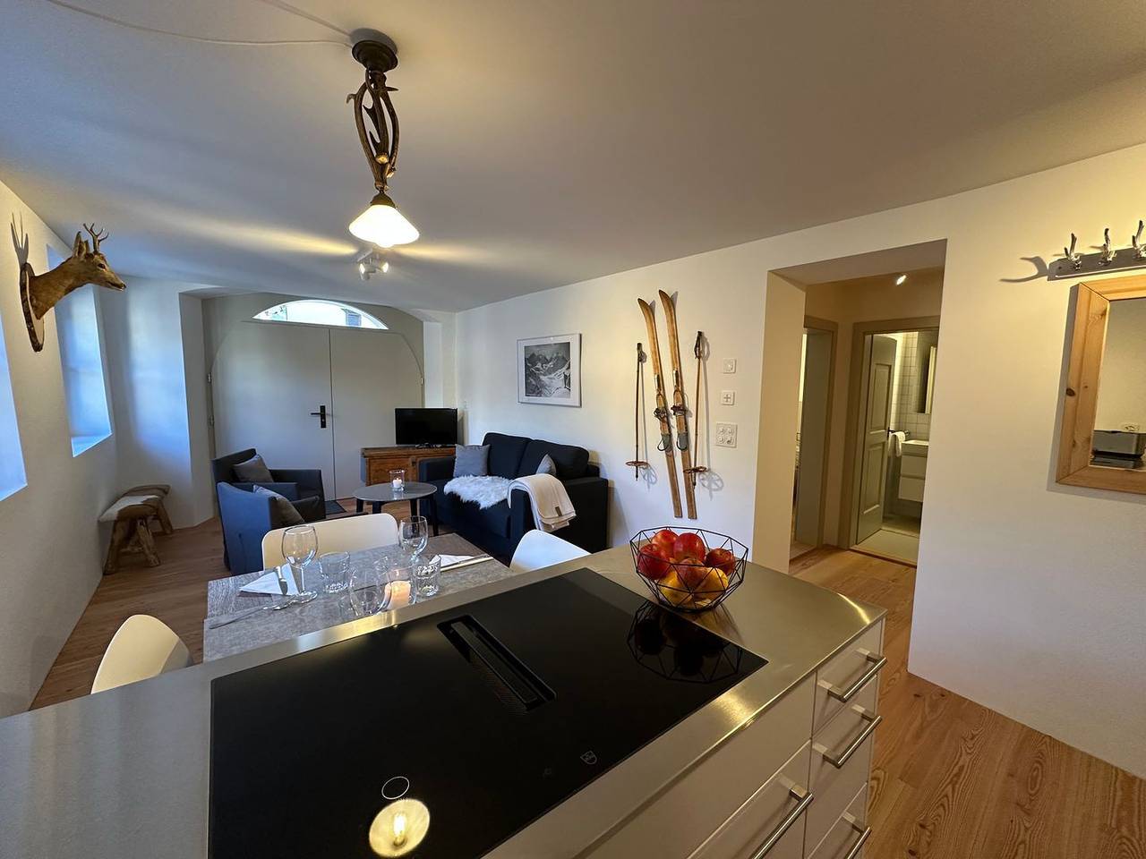 Ganze Wohnung, Chesa Unica - Bijou mit Wellness in Zuoz, Sankt Moritz