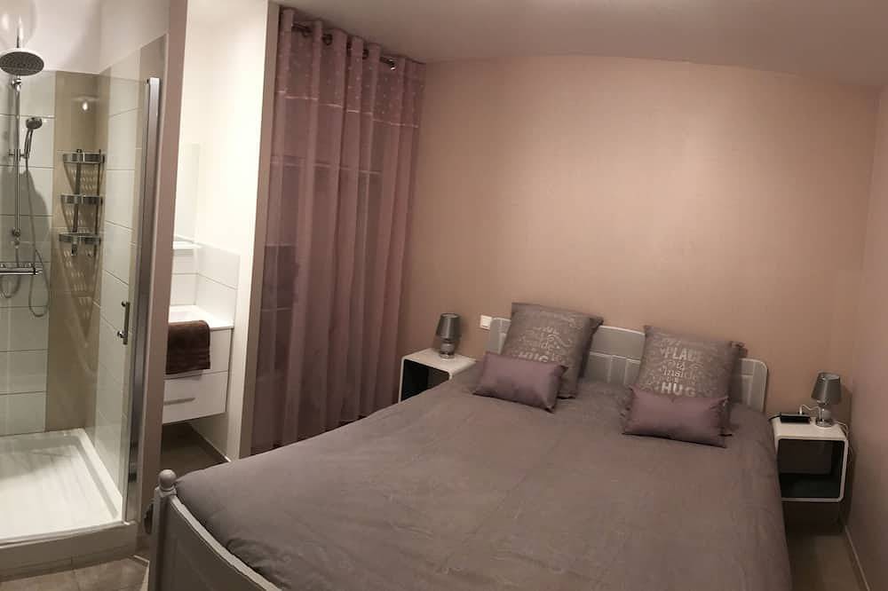 Entire apartment, Furnished apartment 24m2 in Vals-les-Bains, Parc naturel régional des Monts d'Ardèche