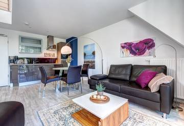 Ferienwohnung für 2 Personen, mit Balkon und Sauna am Balmer See