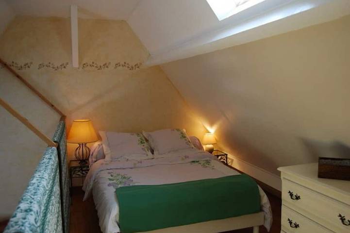 Location de vacances pour 3 personnes, avec jardin et balcon à Saint-Gatien-des-Bois - 2
