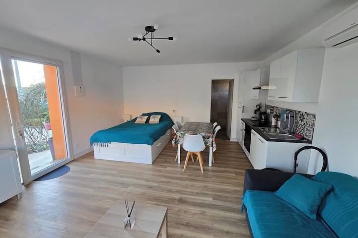 Gîte pour 4 personnes, avec jardin et piscine à Flassans-sur-Issole - 4