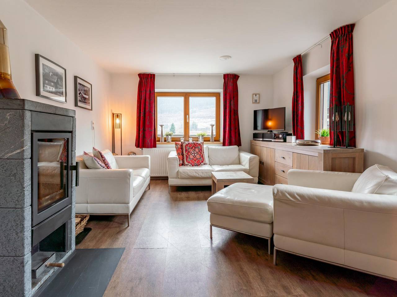 Geräumiges Haus mit Sauna in der Nähe des Skilifts in Bramberg am Wildkogel, Pinzgau