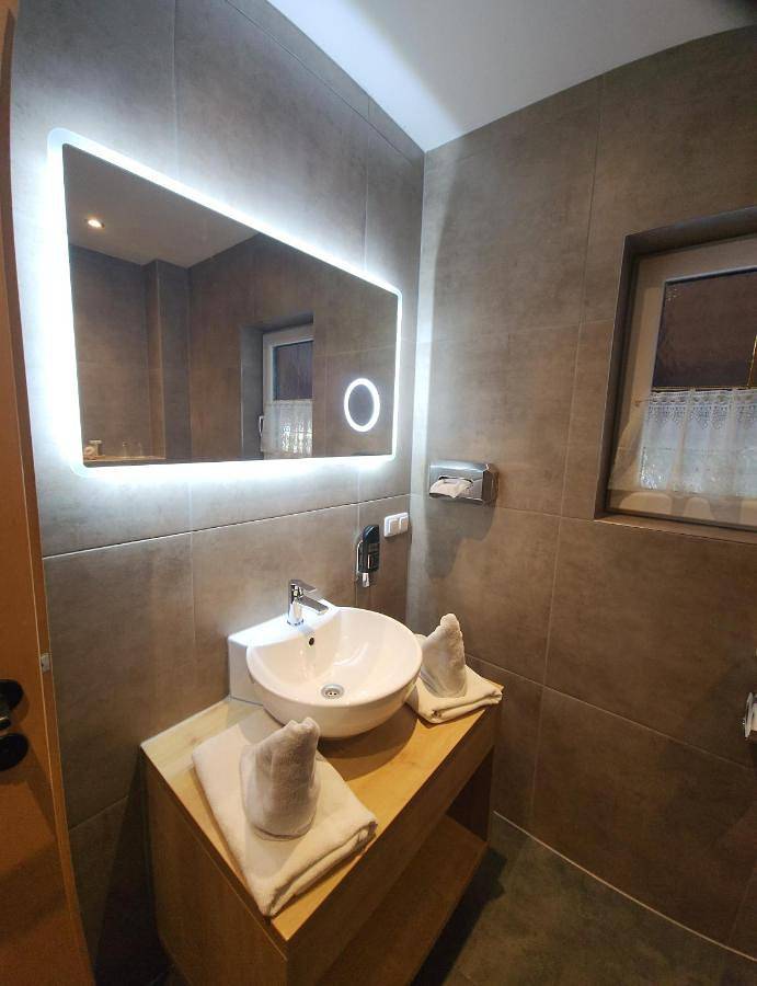 Ferienwohnung für 2 Personen, mit Balkon und Ausblick in Salzburg - 3