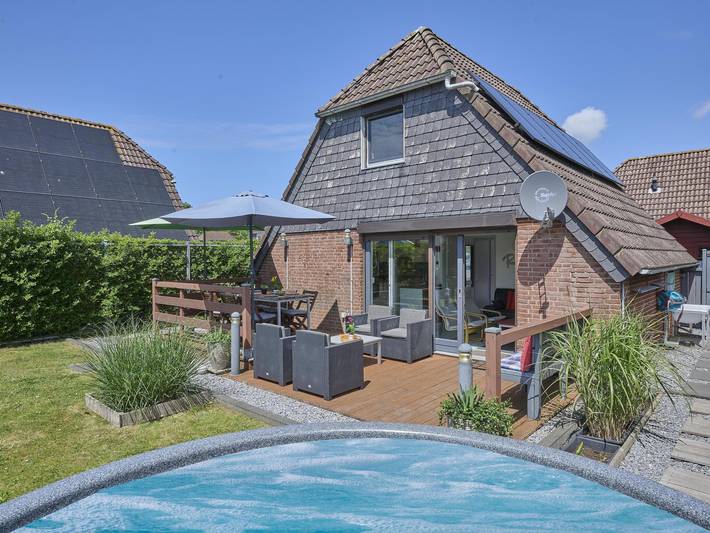 Ferienhaus für 6 Personen, mit Whirlpool und Terrasse sowie Garten in Goeree-Overflakkee