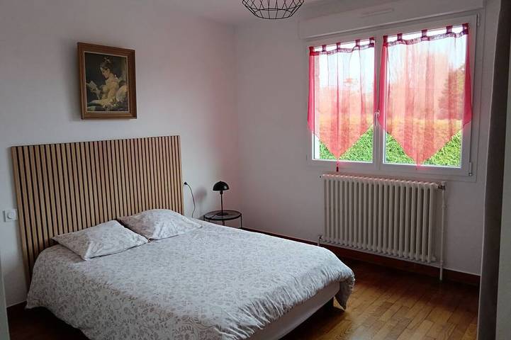 Location de vacances pour 6 personnes, avec jardin et balcon à Roz-sur-Couesnon - 3