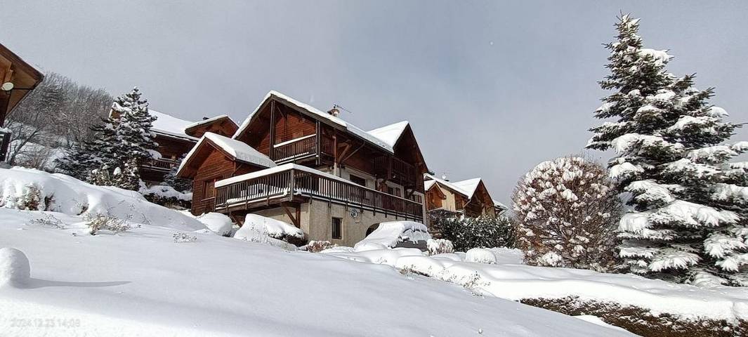 Chalet pour 10 personnes, avec vue et jardin