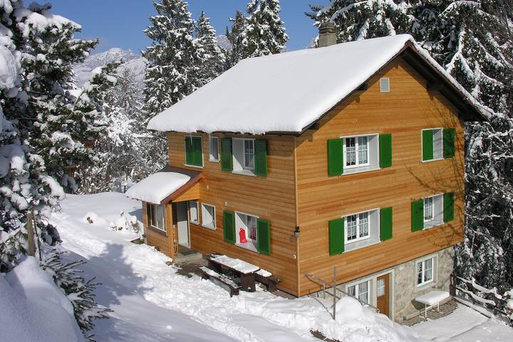 Ganze Ferienwohnung, Chalet Good - 2.5 Zimmerwohnung Bad/Dusche in Flumserberg, Flums