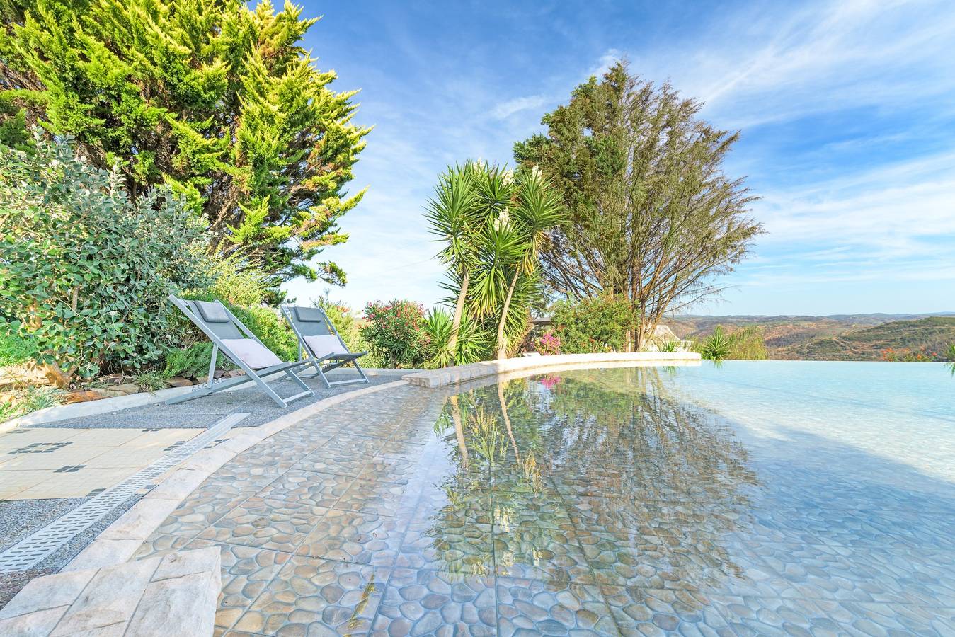 Casa de Férias 'Casa Peixe - Selão Da Eira' com Vista Mar, Piscina Partilhada e Wi-Fi in São Teotónio, Costa Alentejana