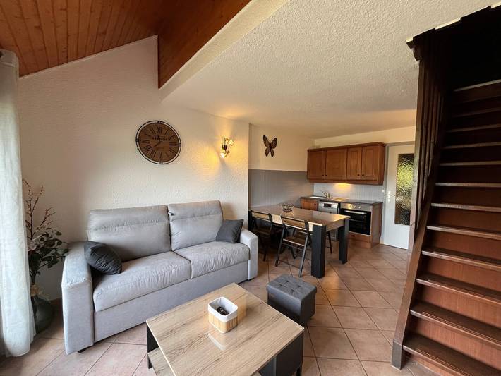 Gîte pour 4 personnes, avec terrasse à Corrençon-en-Vercors - 2
