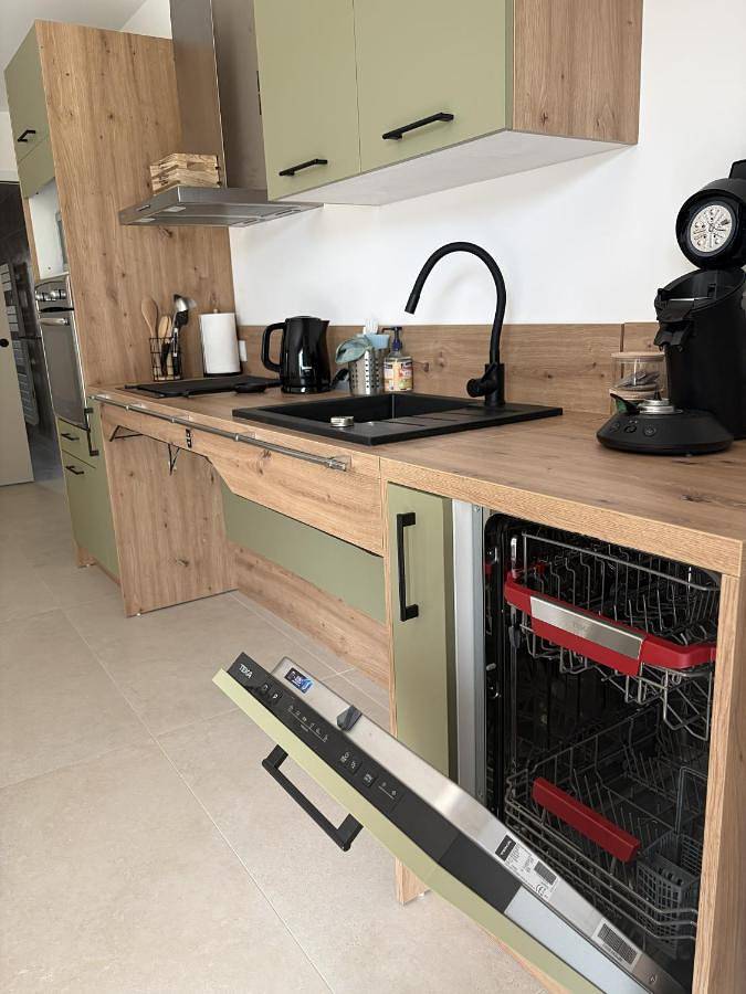Appartement entier, Le Saint So'live - 50m2 - accessible aux personnes à mobilité réduite in Saint-Sorlin-en-Bugey, Belley