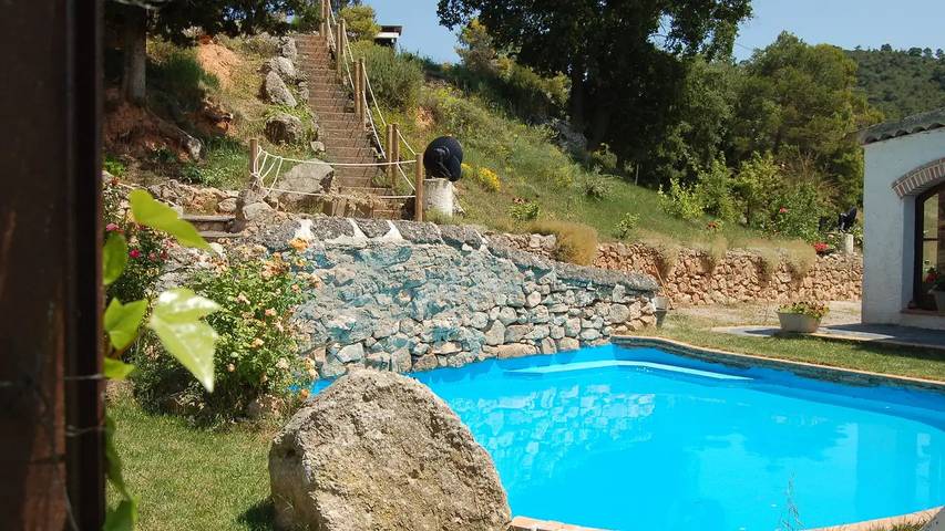 Casa de vacaciones para 5 personas, con piscina y jardín, Se admiten mascotas en Anoia (España)