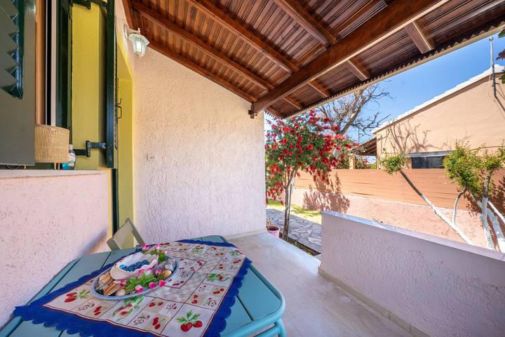 Ferienwohnung für 3 Personen, mit Balkon und Garten auf Korfu - 2
