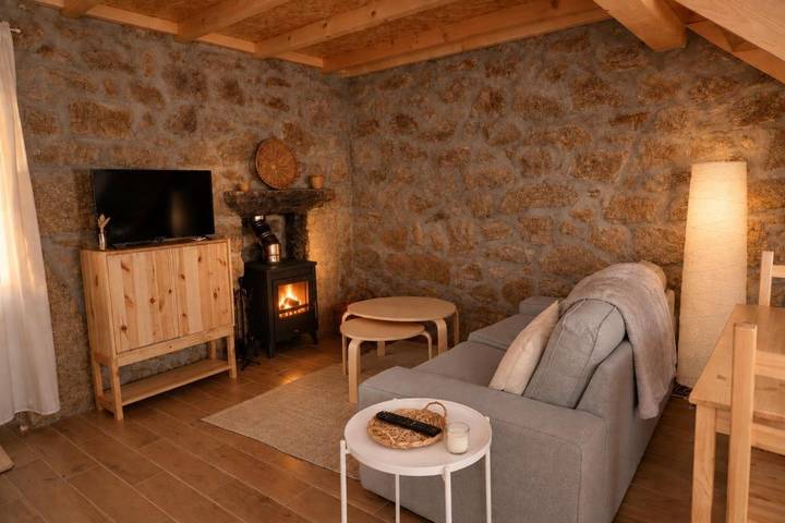 Location de vacances pour 2 personnes, avec Terrasse et Piscine dans Capinha