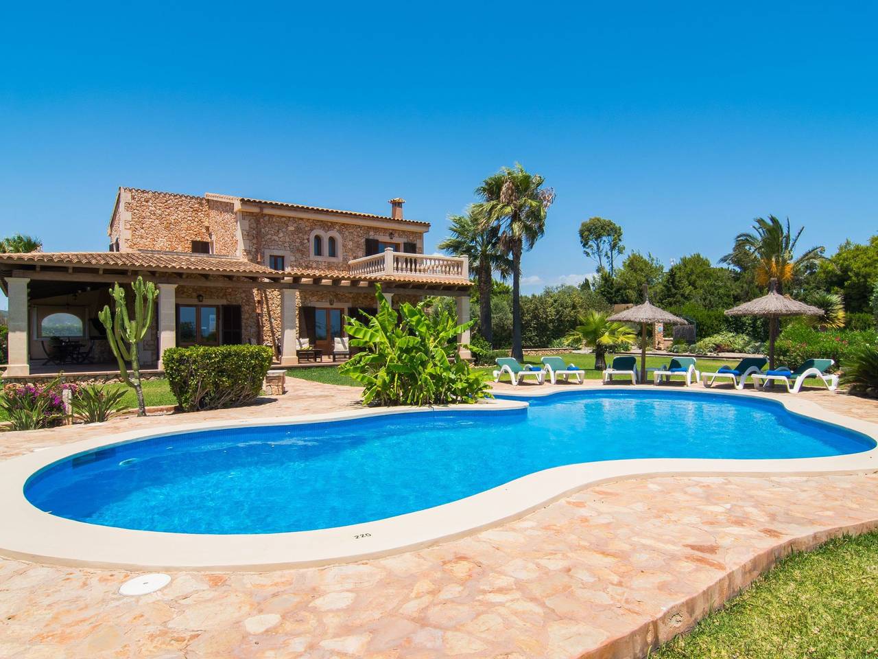 Villa pour 6 Personnes dans Cala Sa Nau, Felanitx