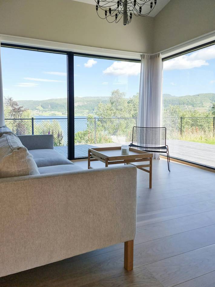 Feriehus for 7 personer, med Terrasse og Hage i Rogaland