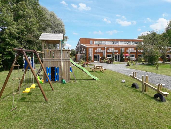 Maison de vacances pour 4 personnes, avec bassin pour enfant ainsi que jardin et piscine, adapté aux familles dans la Manche - 3