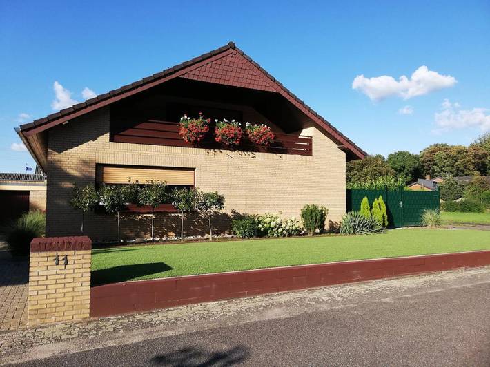 Ferienwohnung für 2 Personen, mit Balkon und Terrasse sowie Ausblick in Emmerich