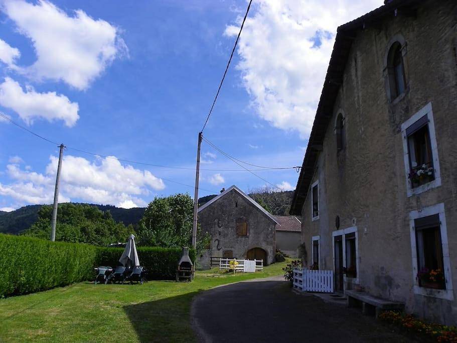 Appartement entier, Two-Bedroom Apartment in Le Val-d'Ajol, Parc naturel régional des Ballons des Vosges