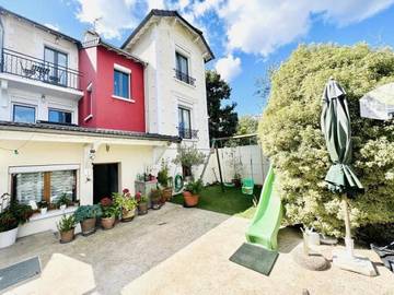 Location de vacances pour 9 personnes, avec jardin et vue à Châtillon