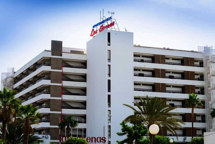 Apartahotel para 3 personas, con piscina para niños además de jardín y piscina en Playa del Inglés