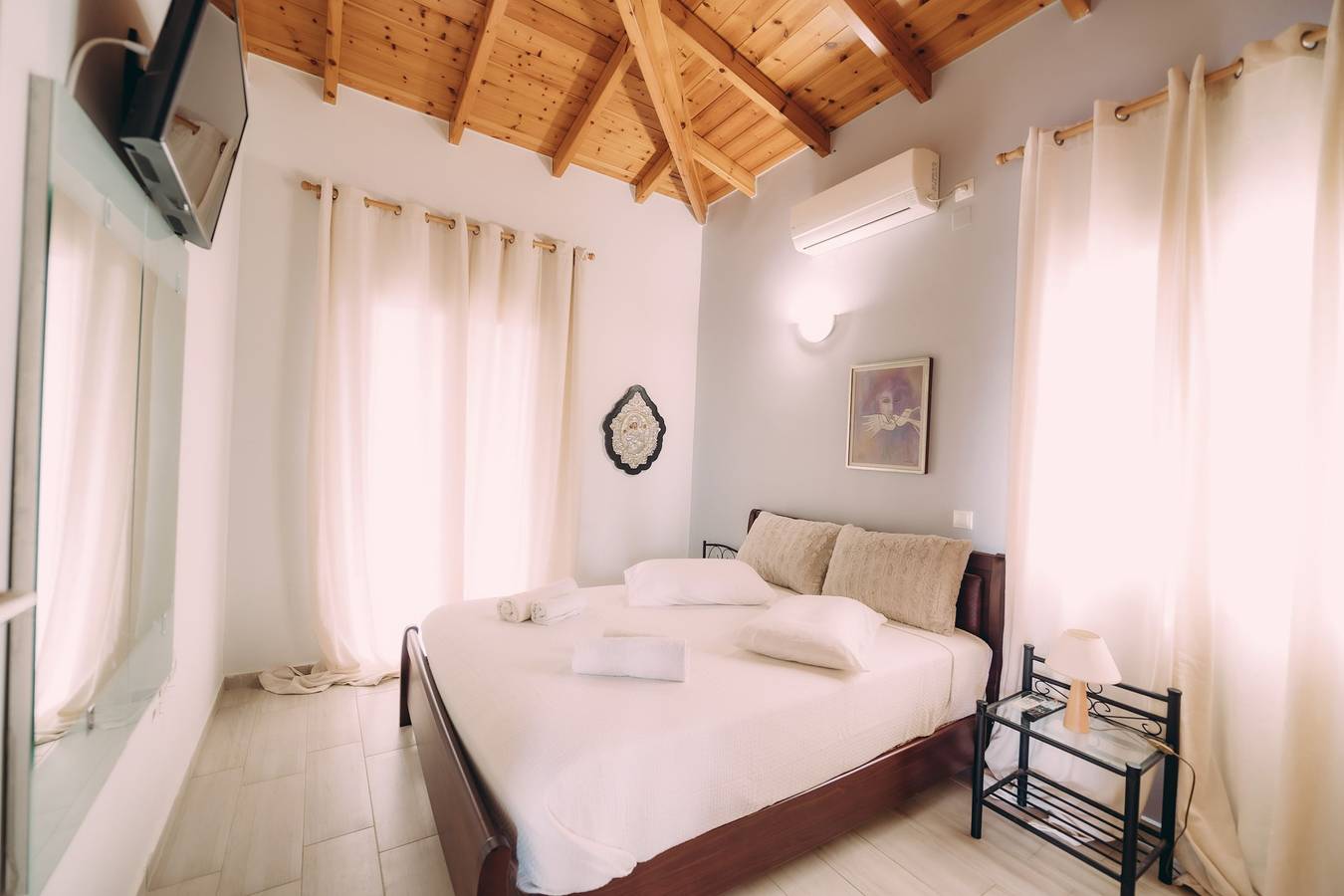 Elysium Countryside House Jacuzzi - Doune in Ileia