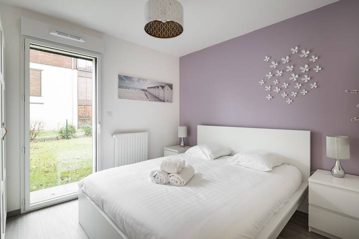 Appartement entier, Le Garden - Vaste appartement avec Jardin et terrasse in Dinard, Région de Saint-Malo