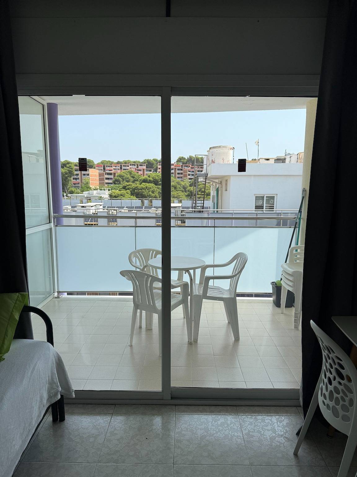 Studio entier, 602 Cala Forn Salou Vue latérale sur la mer et Accès direct à la plage in Cap Salou, Salou
