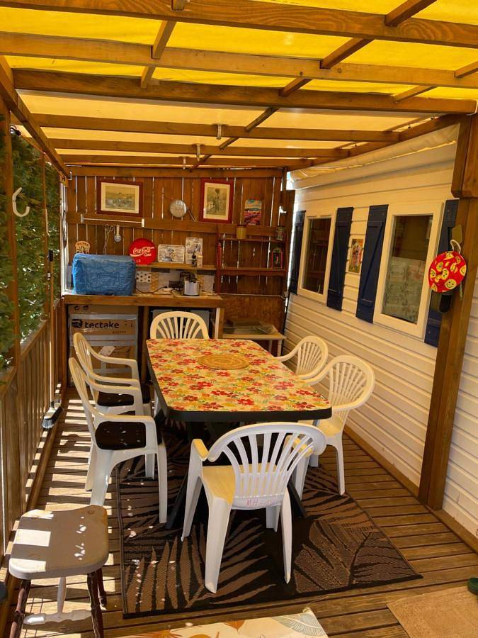 Camping pour 6 personnes, avec piscine et jardin, adapté aux familles à Port-la-Nouvelle - 3