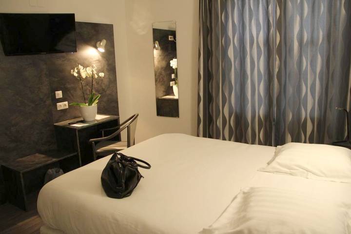 Hôtel pour 2 personnes, avec vue et terrasse dans Valence d'Agen - 2