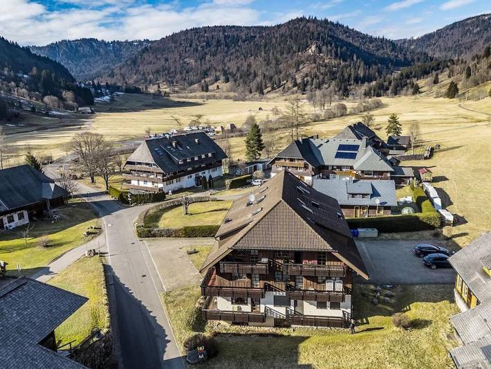 Ferienwohnung für 5 Personen, mit Balkon und Terrasse sowie Garten und Ausblick in Menzenschwand (St. Blasien)