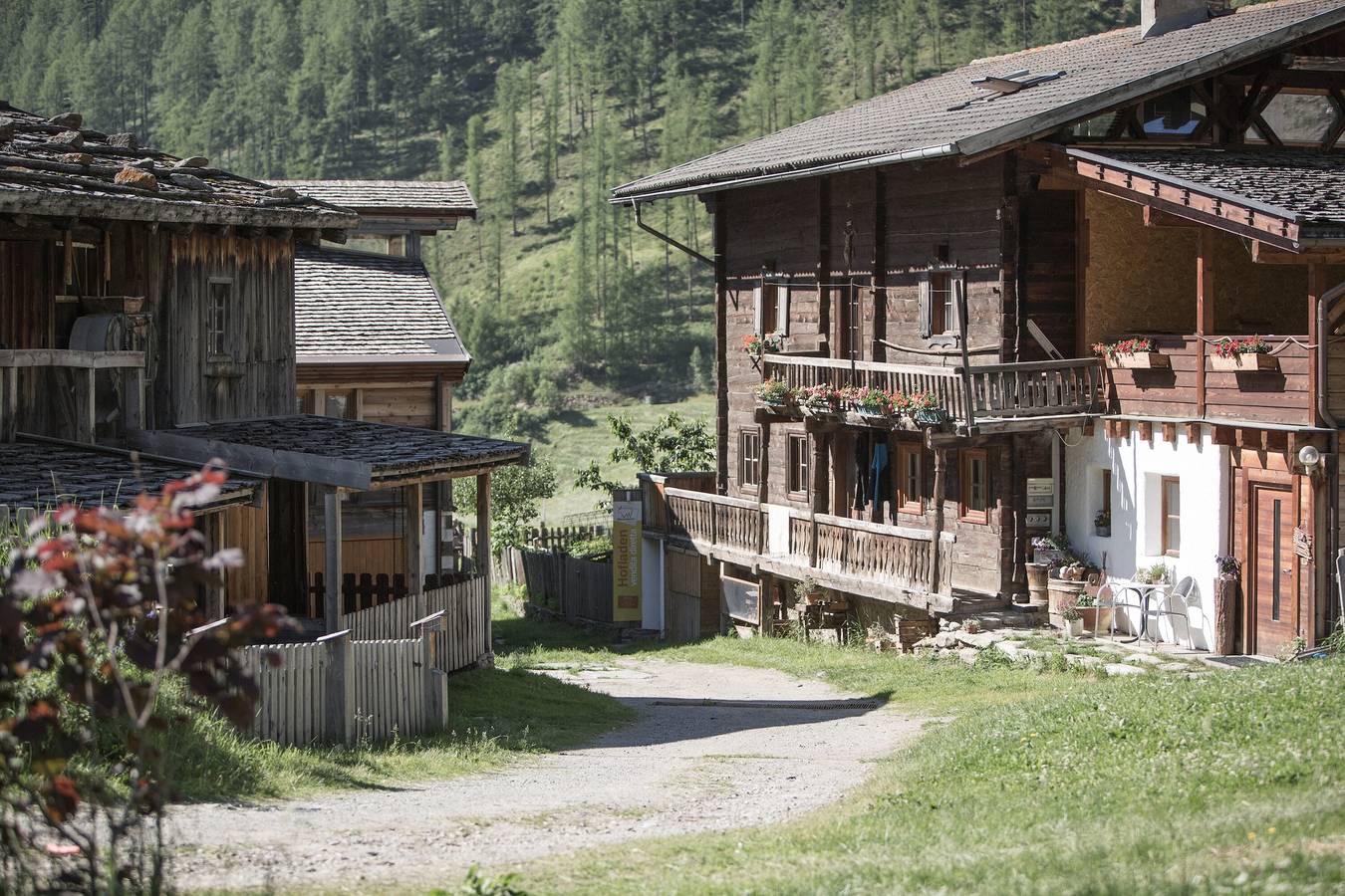 Ganze Wohnung, Apartment 'Oberniederhof Anno 1838' mit Bergblick, Gemeinschaftsgarten und Wlan in Unser Frau, Schnals