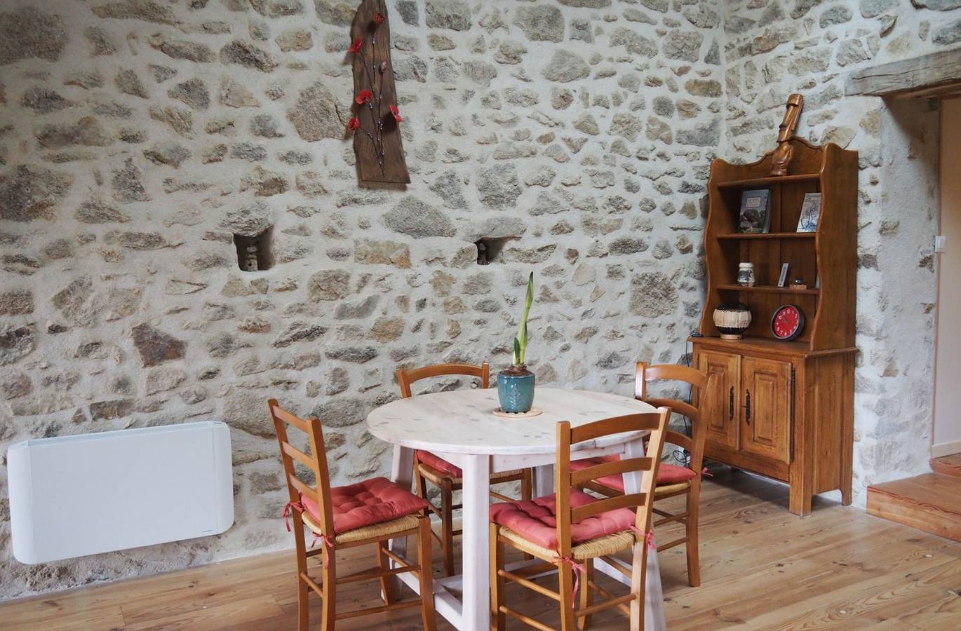Proche de Guéret, gîte de Frédefont, 3 étoiles, récemment aménagé in La Saunière, Région de Guéret
