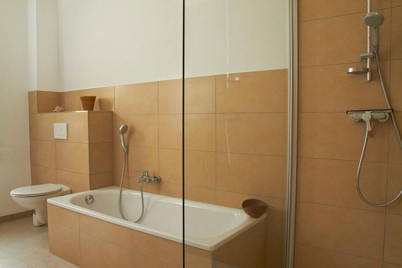 Ganze Wohnung, Großzügige Ferienwohnung am historischen Marktplatz in Bernkastel-Kues in Bernkastel-Kues, Bernkastel-Kues & Umgebung