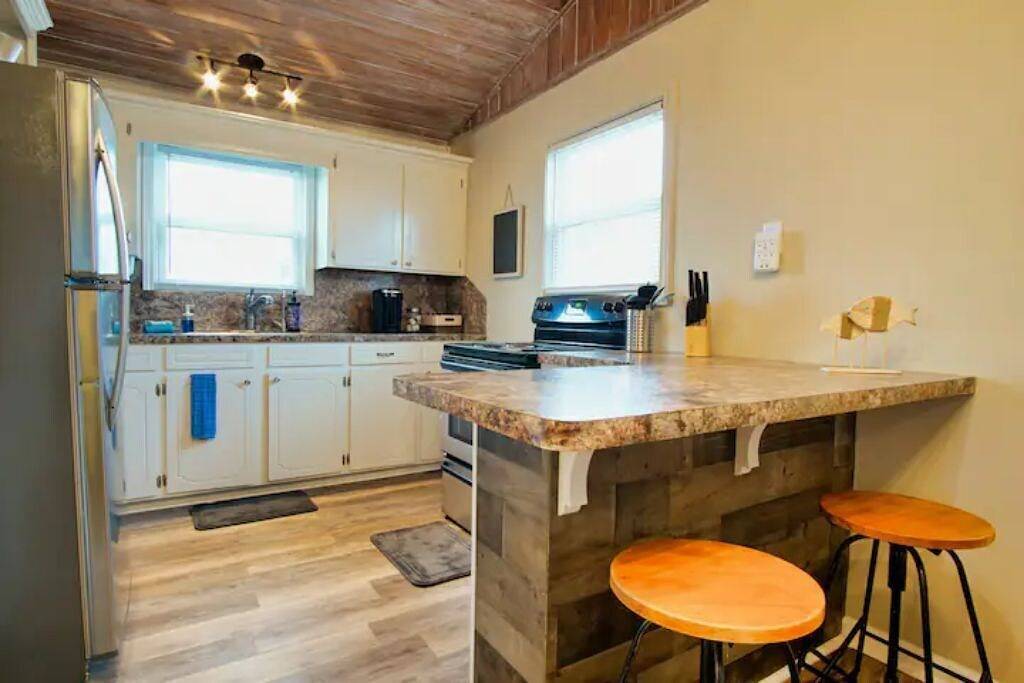 Serenity Sol ※ Surfside Charmer Near Beach & Jetty in Brazoria County