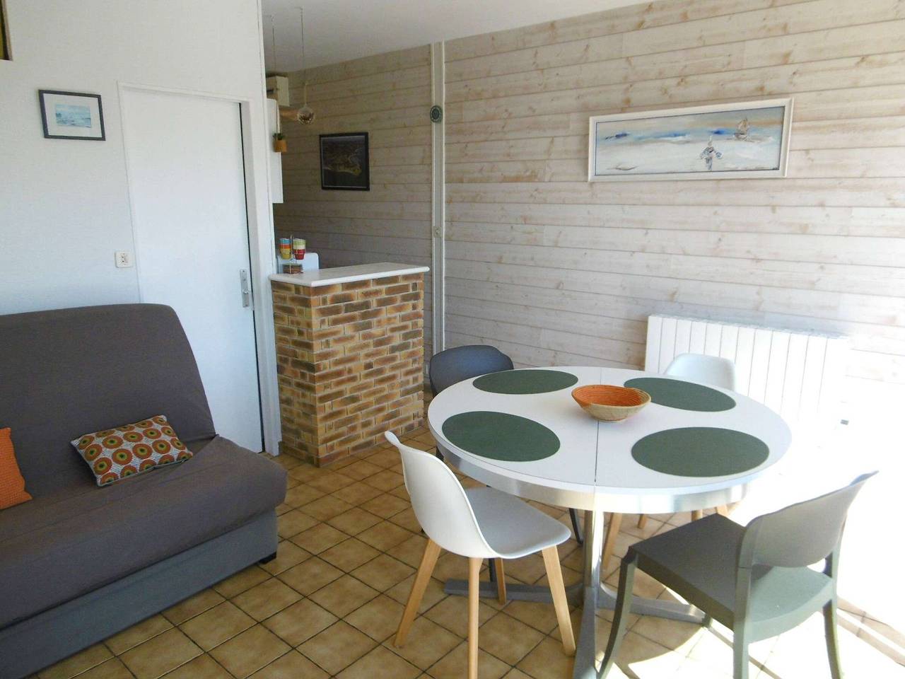 Geheel appartement, Vakantieappartement voor 4 personen met tuin in Côte des Mégalithes