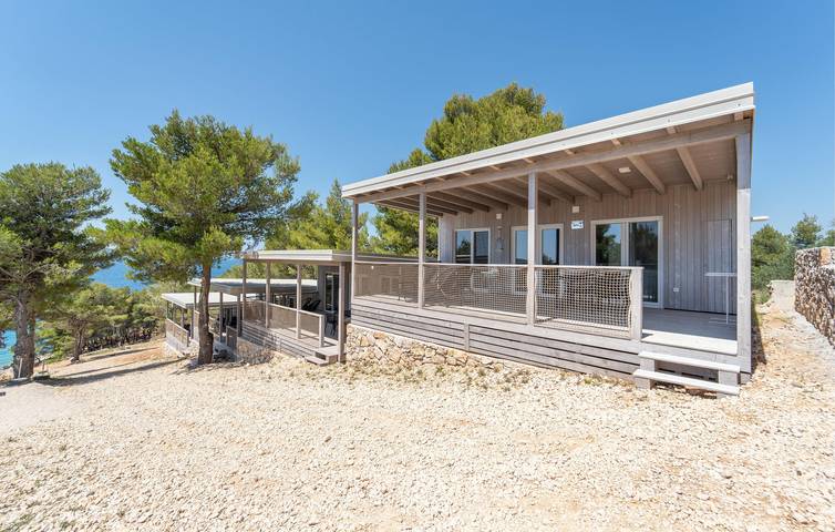 Ferienhaus für 16 Personen, mit Garten und Terrasse in Drage - 2