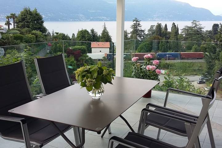 Ferienhaus für 4 Personen, mit Balkon und Garten