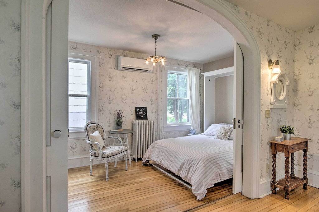 Neu! Historisches Wabasha-Haus mit Patio in der Innenstadt! in Wabasha, Wabasha County