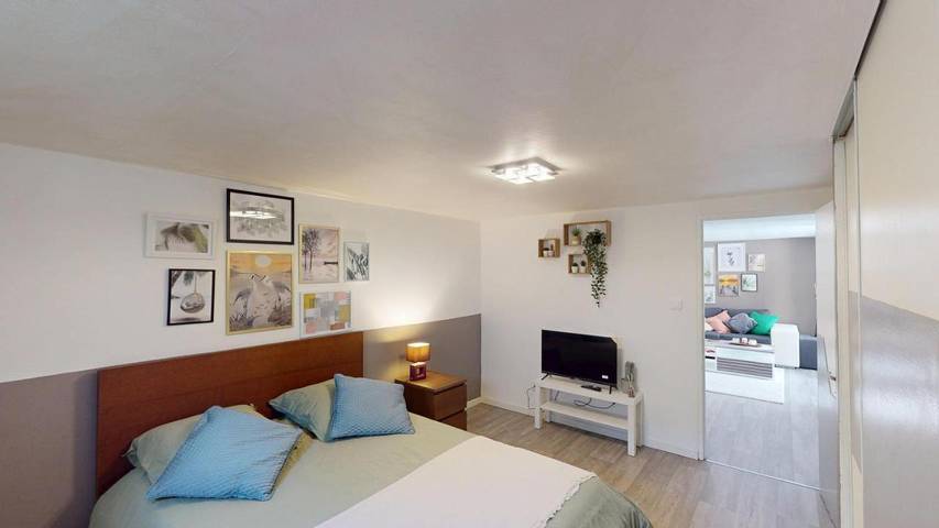 Gîte pour 4 personnes, avec terrasse à Osny - 4