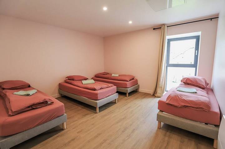 Location de vacances pour 45 personnes, avec jardin et terrasse, animaux acceptés à Millay - 4