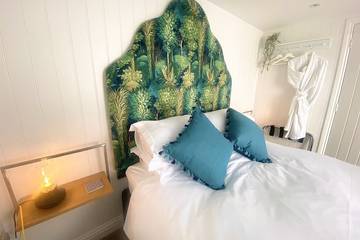 Cottage for 4 People in Lymington, New Forest National Park, Photo 1