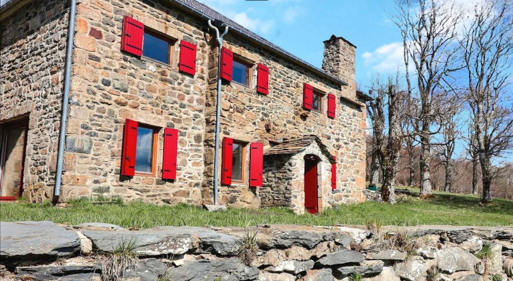 Gîte « Gîte De La Chareyre » avec vue sur la montagne, terrasse privée et Wi-Fi in Sagnes-et-Goudoulet, Parc naturel régional des Monts d'Ardèche