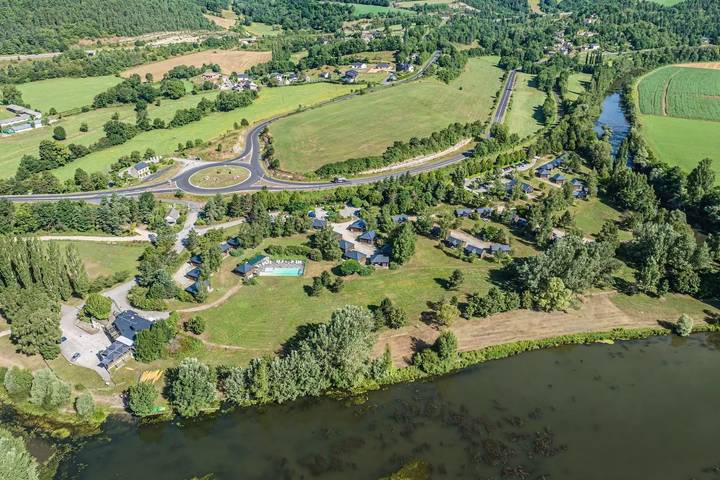 Chalet pour 4 personnes, avec terrasse dans Lozère - 3